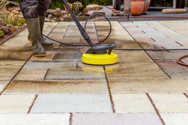 Best Driveway Pressure Washing  in Bella Vista, CA